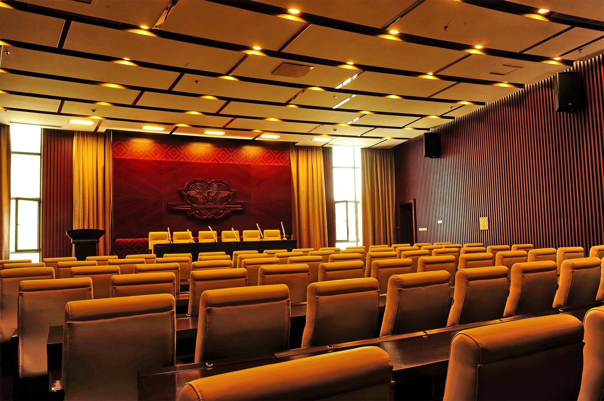 援巴布亞新幾內(nèi)亞國(guó)家會(huì)議中心